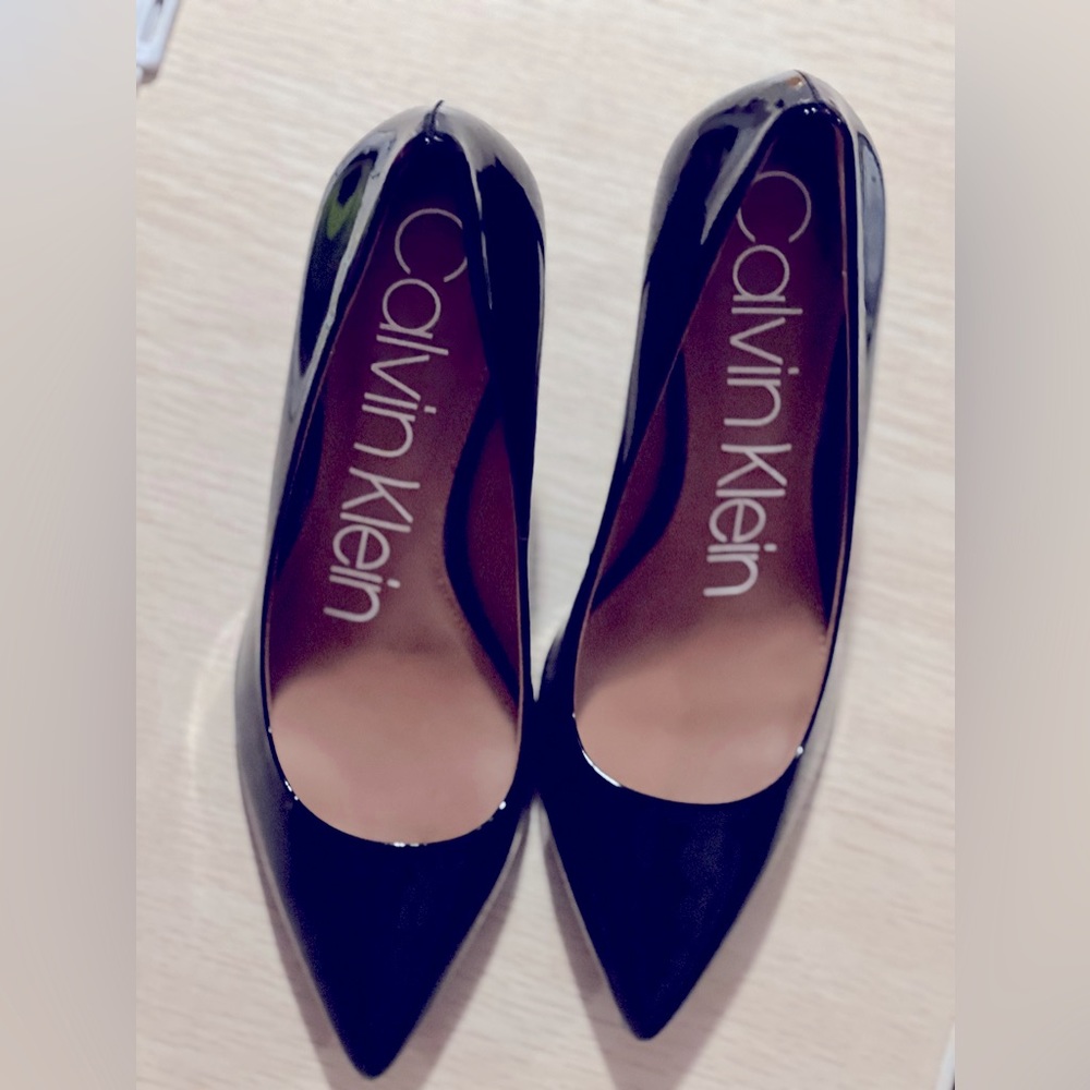 Calvin Klein Pumps